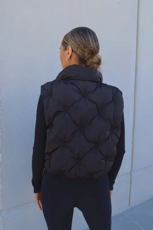 Quilted Crop Puffer Vest